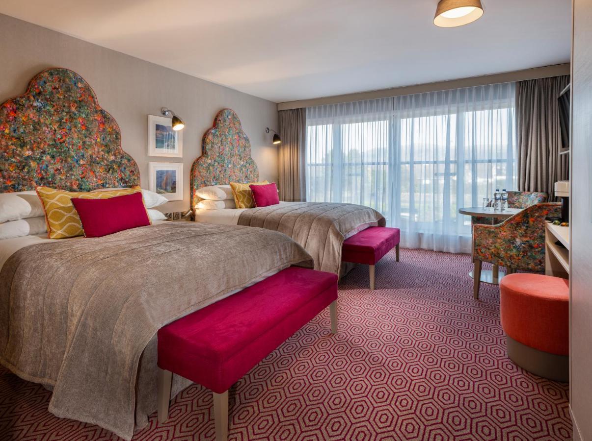 Four Seasons Hotel, Carlingford Buitenkant foto