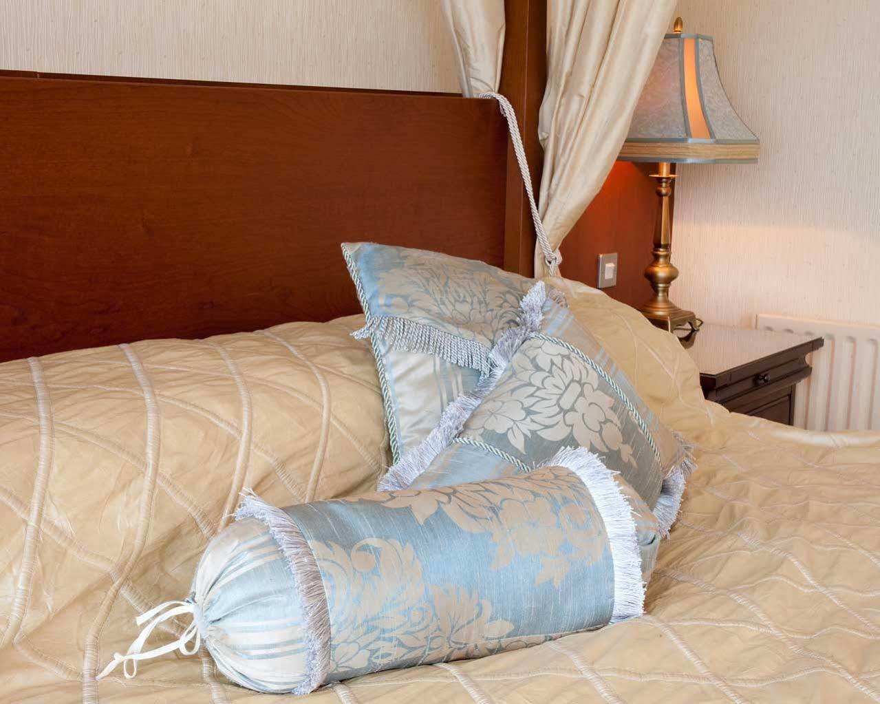 Four Seasons Hotel, Carlingford Buitenkant foto